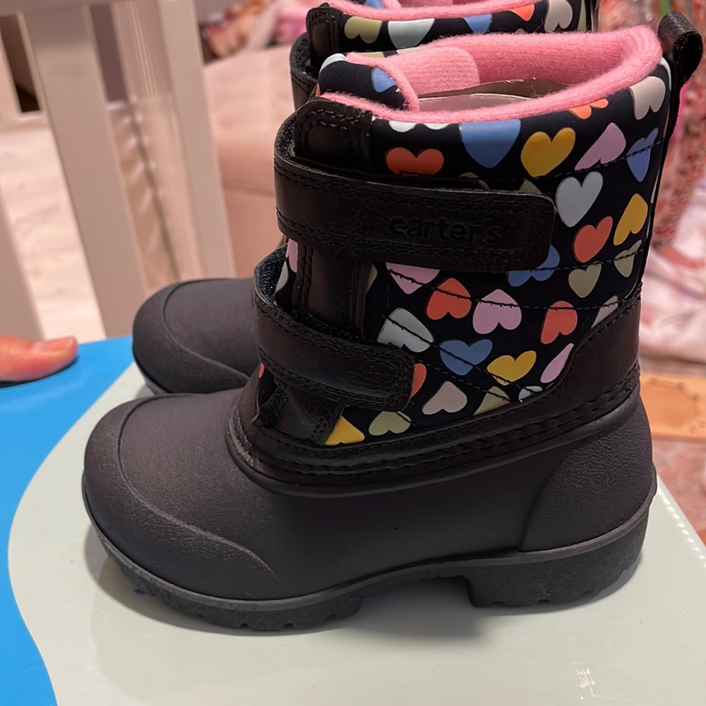 Brand New Carters Snow Boots Toddler size 8